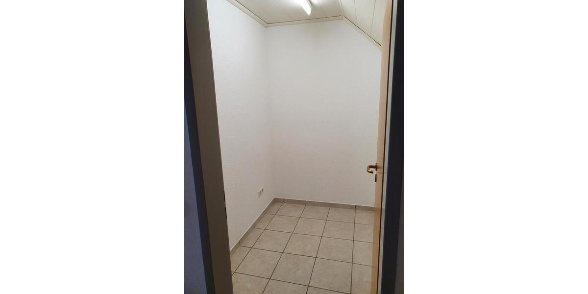 Dachgeschoßwohnung Hamm Berge - 2.5 Zimmer, 73 m&sup2;, 620&euro; | Angebot:26670837