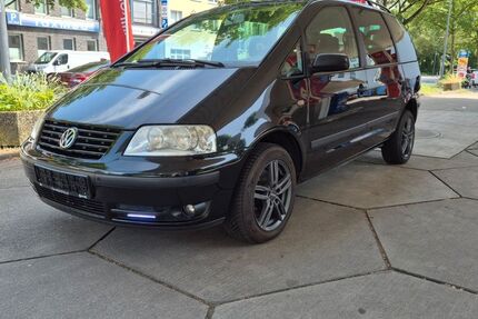 VW Sharan 208.000 km 2.690 &euro; Dortmund 44135