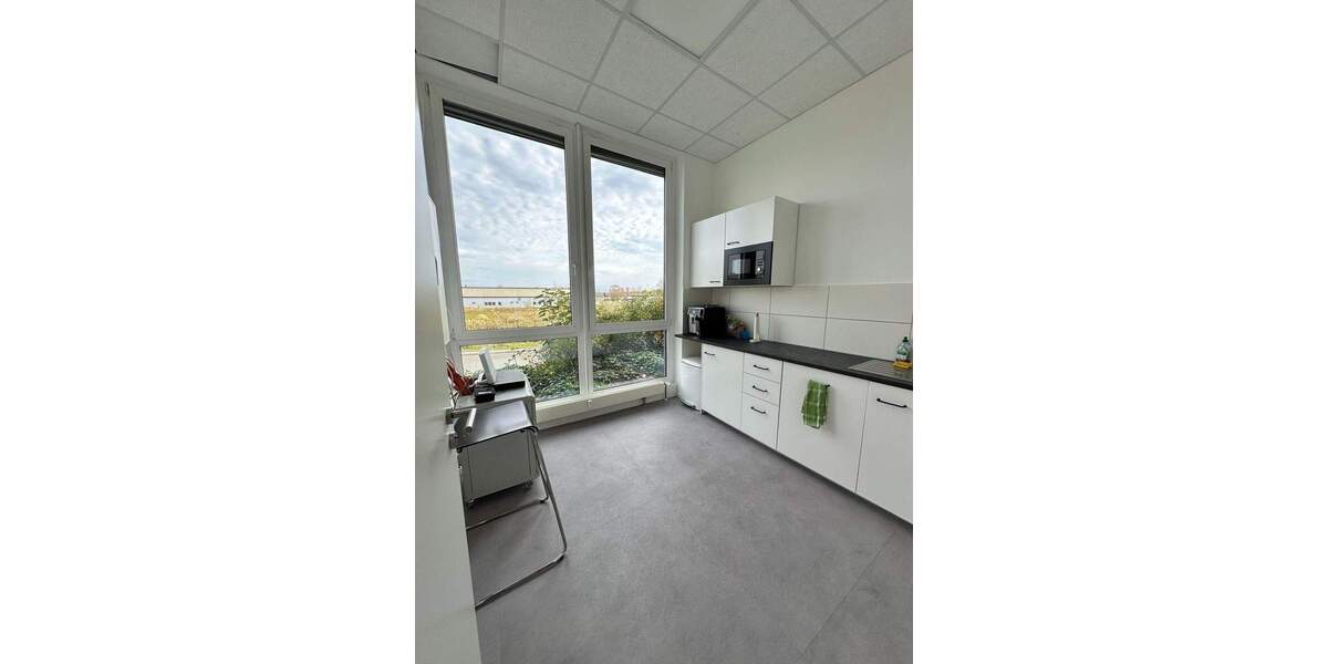 Gewerbeobjekt Holzwickede - 6 Zimmer, 138 m&sup2;, 1.750&euro; | Angebot:25689723