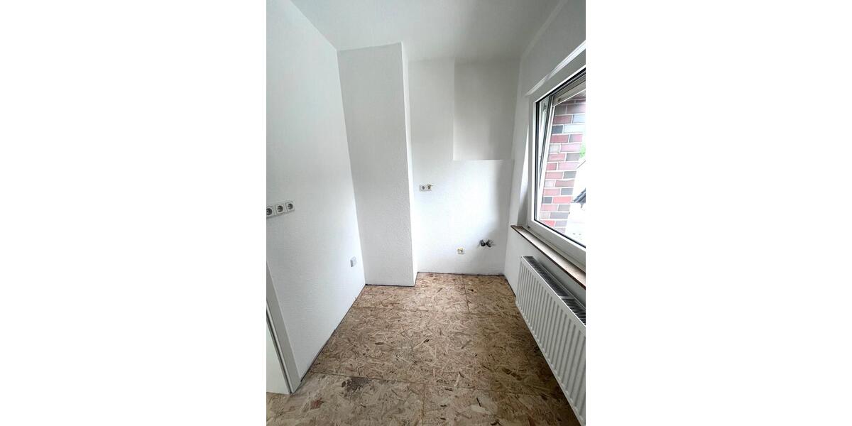 Dachgeschoßwohnung Lünen Alstedde - 3 Zimmer, 36 m&sup2;, 300&euro; | Angebot:26593595