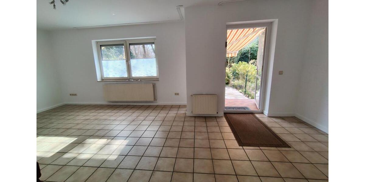 Erdgeschoßwohnung Dortmund Brackel - 2.5 Zimmer, 62 m&sup2;, 744&euro; | Angebot:26017928