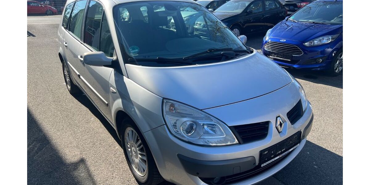 Renault Grand Scenic 118.000 km 2.699 &euro; Recklinghausen 45663