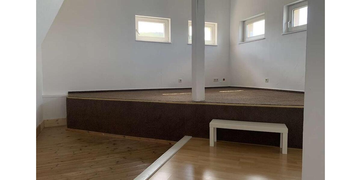 Etagenwohnung Hagen Hagen-Nord - 3 Zimmer, 98 m&sup2;, 610&euro; | Angebot:25901469