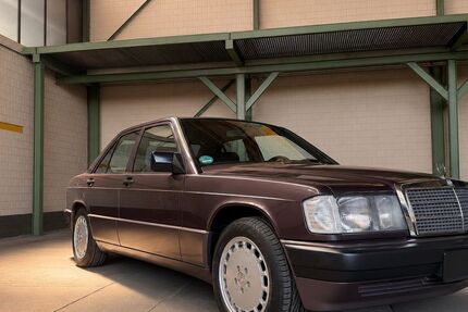 Mercedes-Benz 190 44.150 km 15.990 &euro; Schwerte 58239
