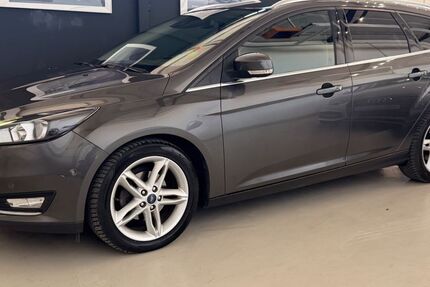 Ford Focus 124.000 km 7.499 &euro; Schwerte 58239