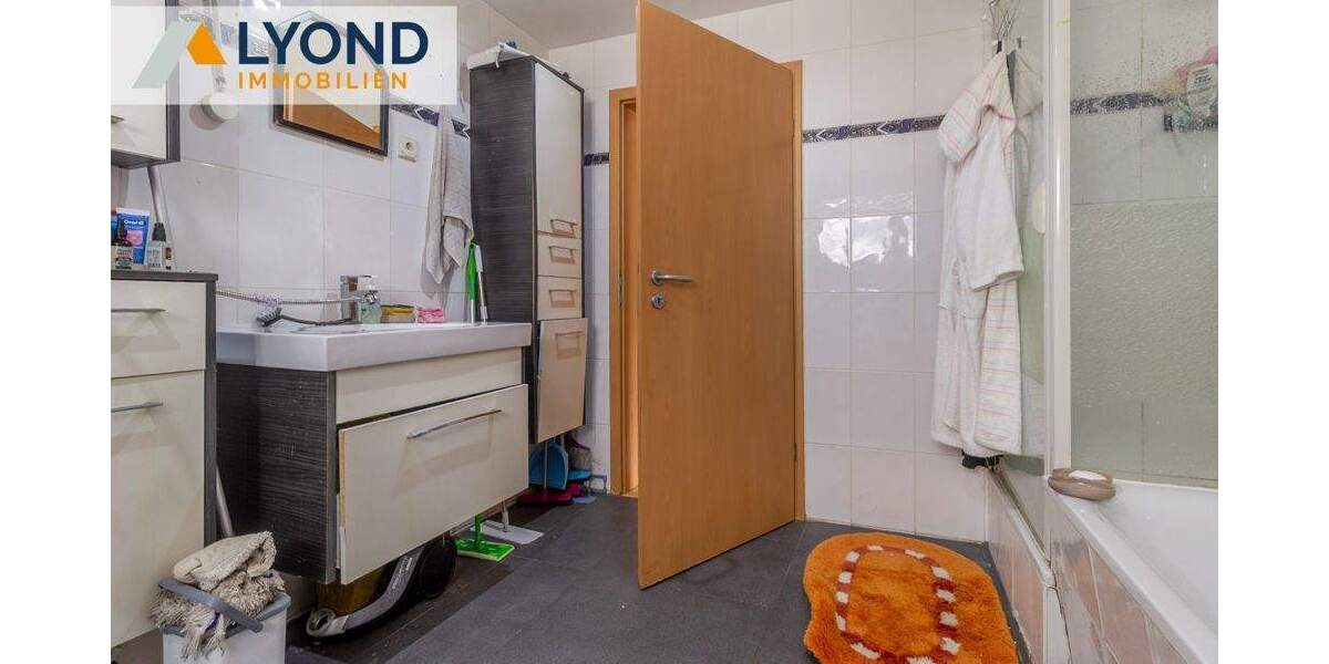 Etagenwohnung Dortmund / Lütgendortmund Lütgendortmund - 3 Zimmer, 91 m&sup2;, 165.000&euro; | Angebot:25687808