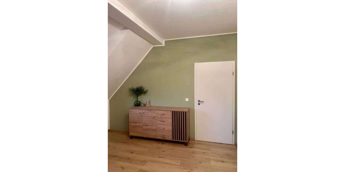 Etagenwohnung Wetter (Ruhr) - 3 Zimmer, 135 m&sup2;, 1.220&euro; | Angebot:27334153