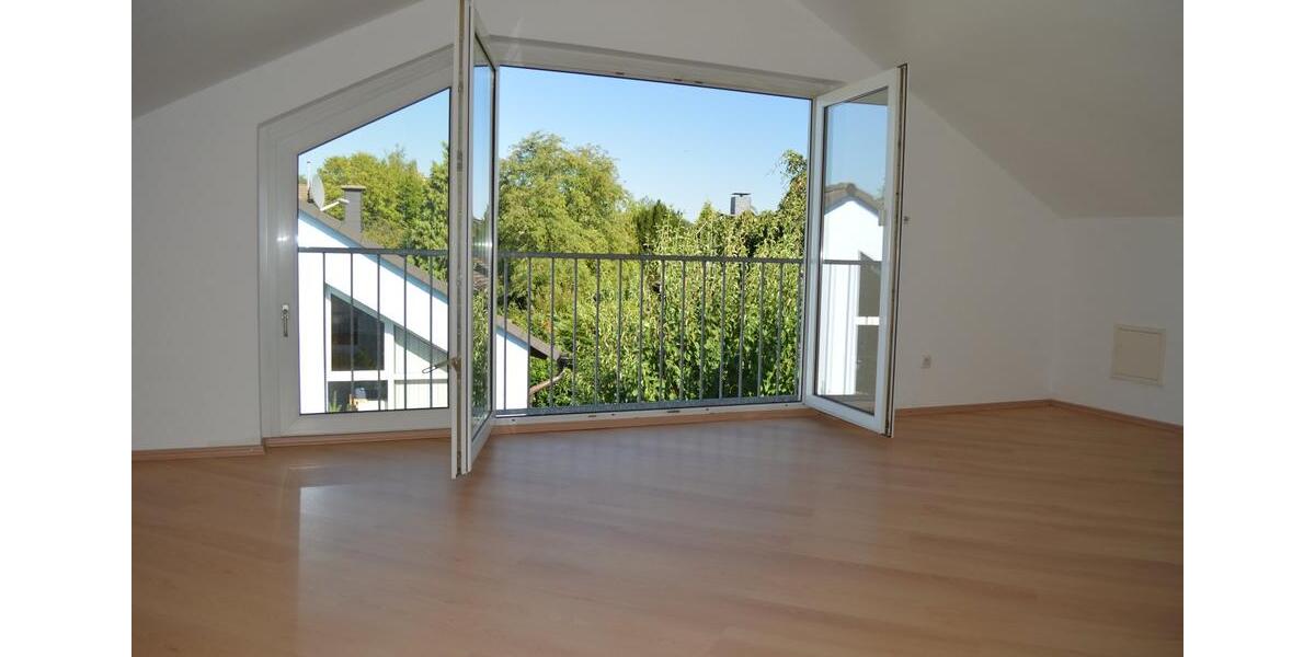 Etagenwohnung Bochum Bochum-Südwest - 4.5 Zimmer, 107 m&sup2;, 1.350&euro; | Angebot:25328033