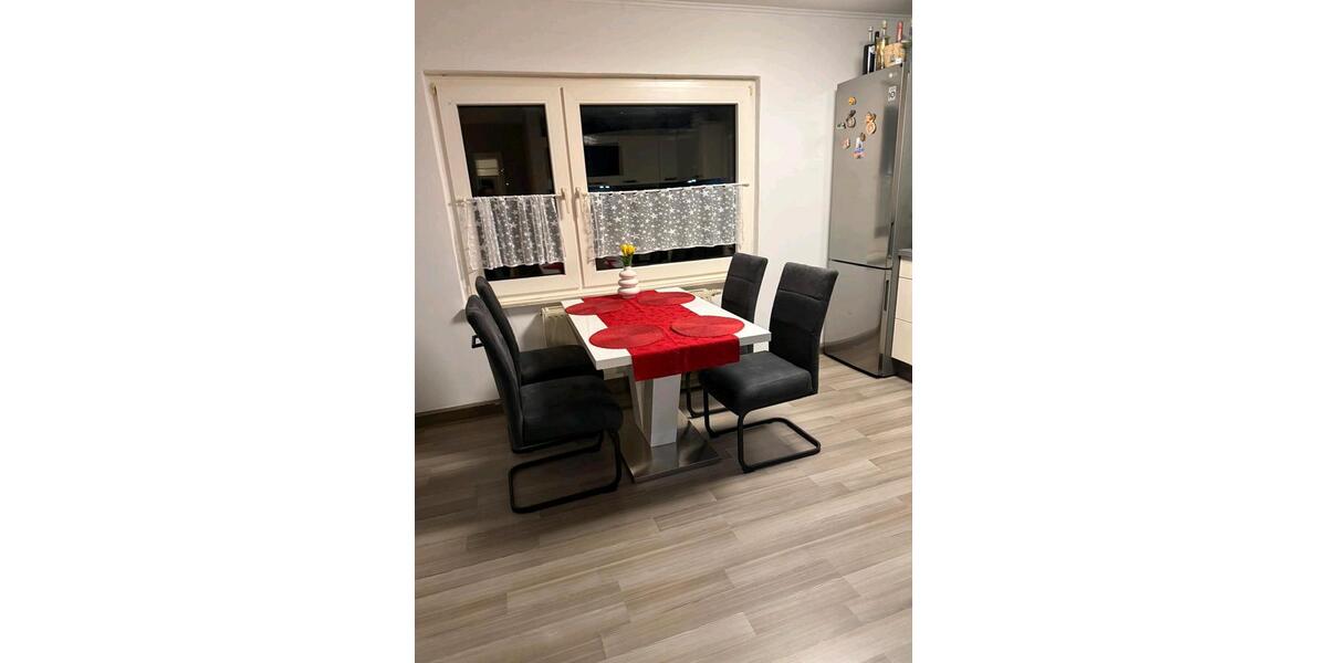 Etagenwohnung Lünen - 2 Zimmer, 64 m&sup2;, 520&euro; | Angebot:25274234