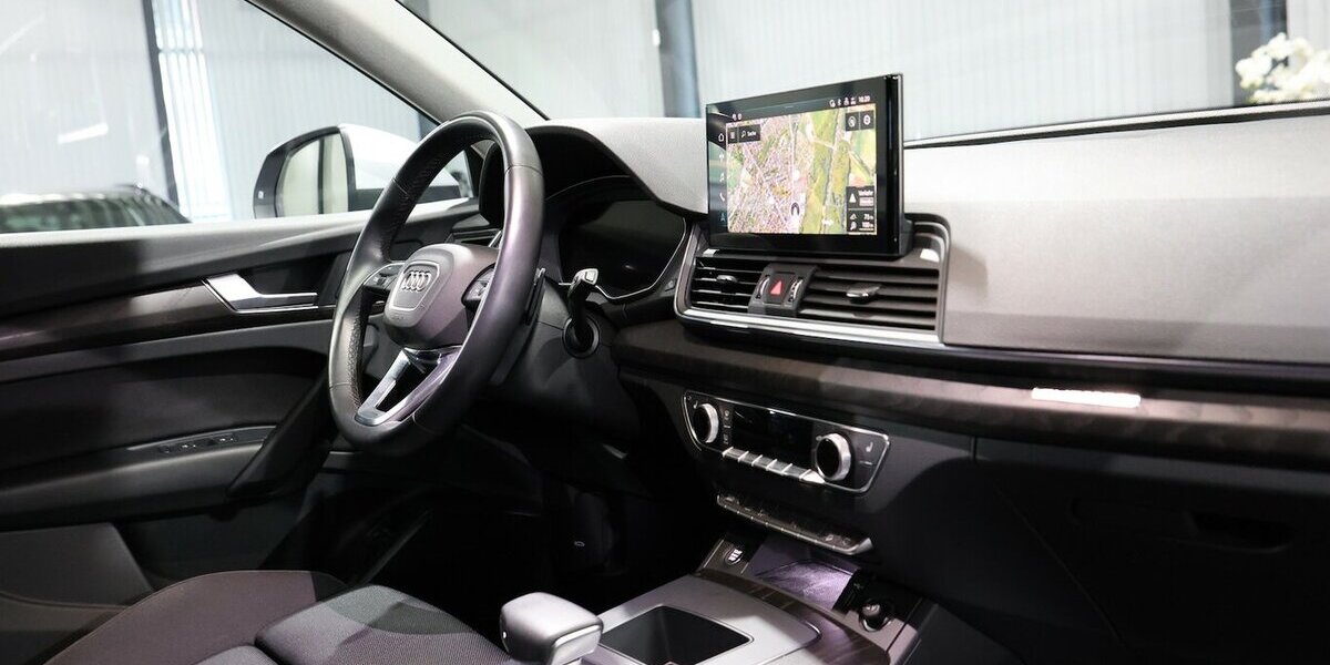 Audi Q5 SPORTBACK 50 TFSI E Q S-LINE BLACK / PANORAMA 144.000 km 30.995 &euro; Hamm 59077