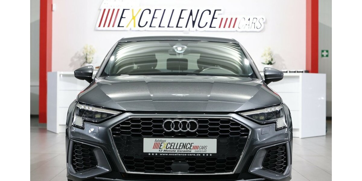Audi A3 LIMOUSINE 30 TFSI S-LINE MATRIX, VOLL-LEDER 60.000 km 25.555 &euro; Hamm 59077