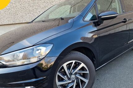 VW Touran 128.680 km 13.990 &euro; Dortmund 44379