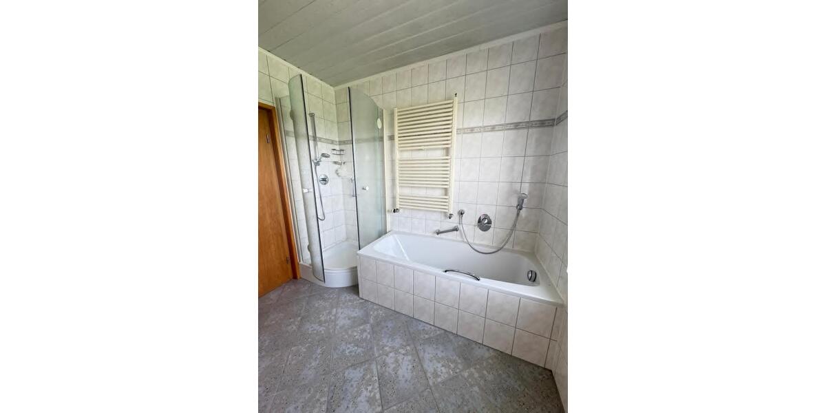 Einfamilienhaus Bönen - 2 Zimmer, 200 m&sup2;, 435.000&euro; | Angebot:26537683