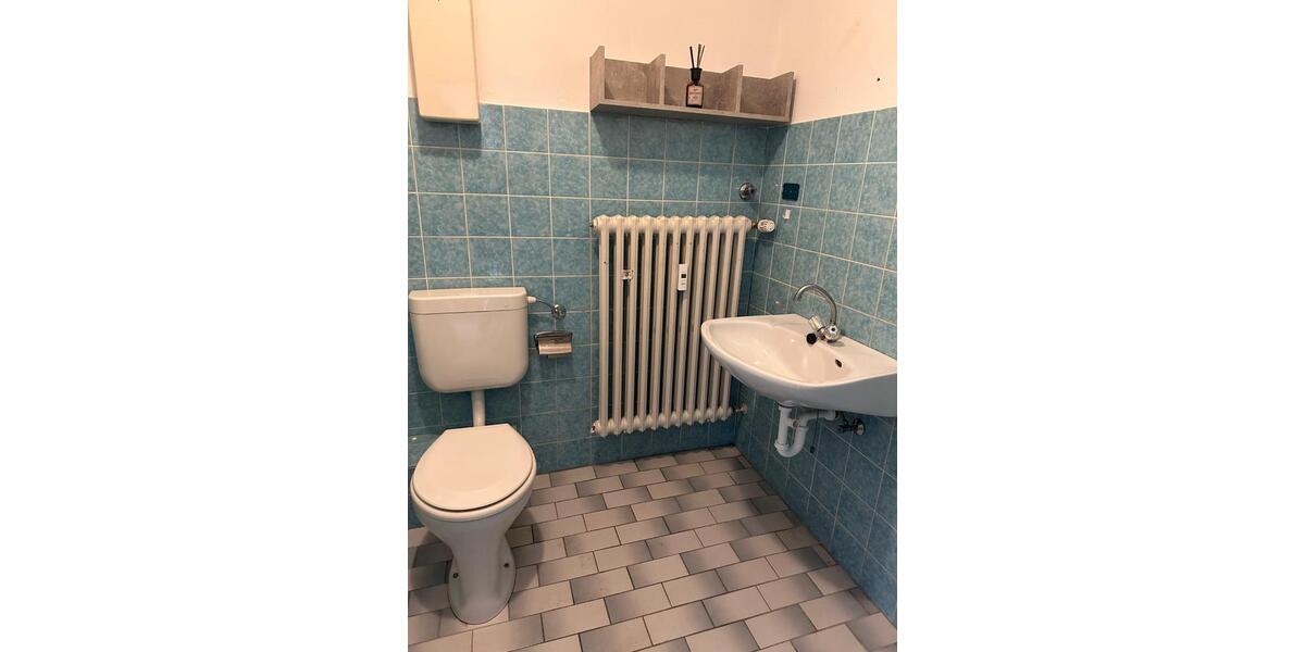 Dachgeschoßwohnung Bochum Bochum-Ost - 1 Zimmer, 25 m&sup2;, 350&euro; | Angebot:25305706