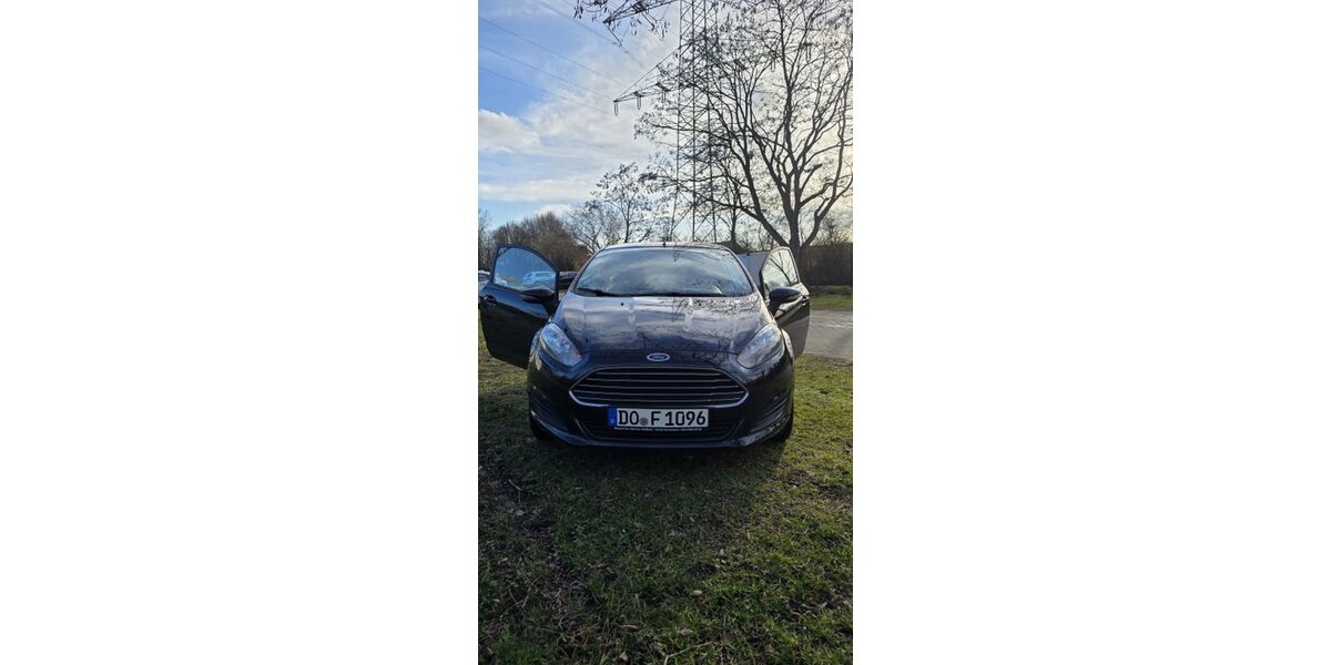 Ford Fiesta 115.705 km 4.500 &euro; Dortmund 44263