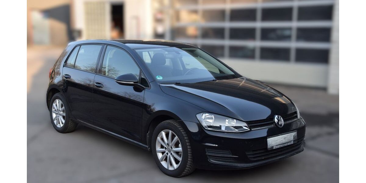 VW Golf 28.930 km 12.100 &euro; Hamm 59067
