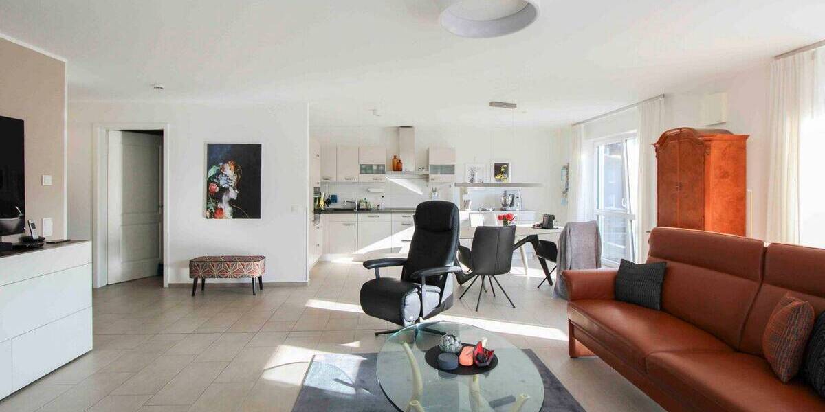 Etagenwohnung Schwerte - 3 Zimmer, 101 m&sup2;, 299.000&euro; | Angebot:26118002