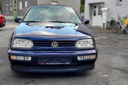 VW Golf 220.922 km 2.799 &euro; Lünen 44532