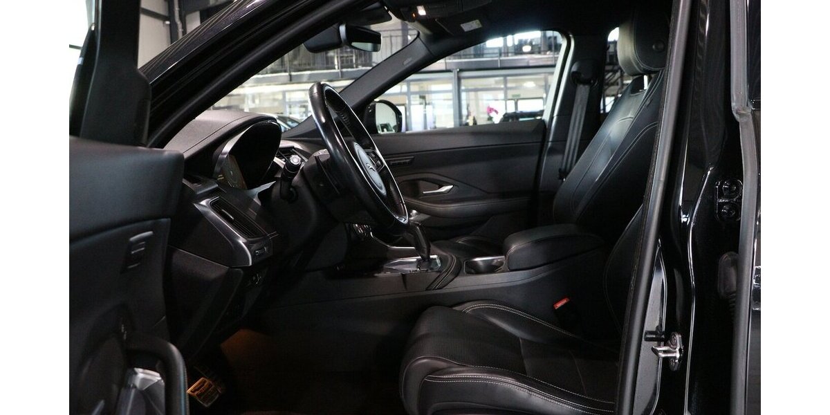 Jaguar E-Pace 2.0 T R-DYNAMIC HSE AWD BLACK PACK / TOP 84.000 km 22.991 &euro; Hamm 59077