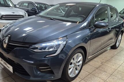 Renault Clio 79.435 km 9.999 &euro; Selm 59379