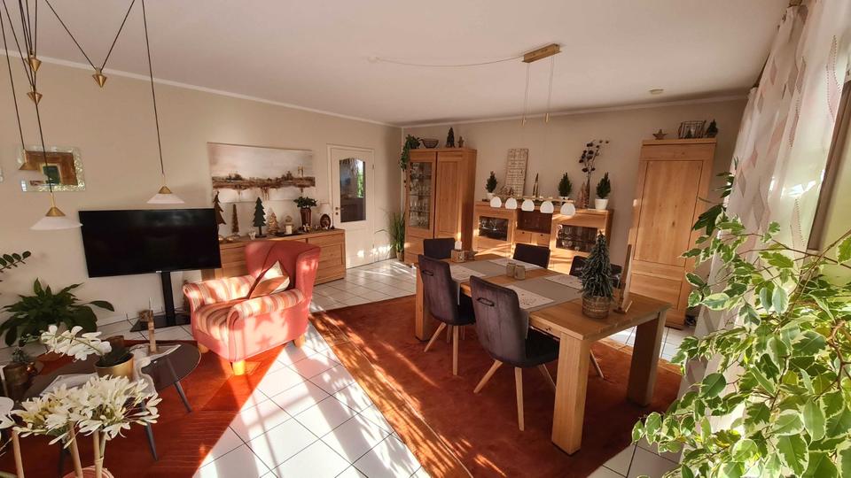 Einfamilienhaus Fröndenberg (Ruhr) - 5 Zimmer, 150 m&sup2;, 1.800&euro; | Angebot:27615895