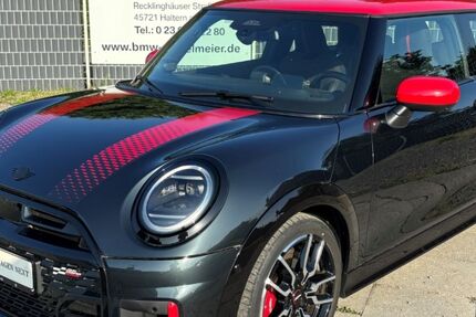 Mini John Cooper Works 10.900 km 32.990 &euro; Haltern am See 45721