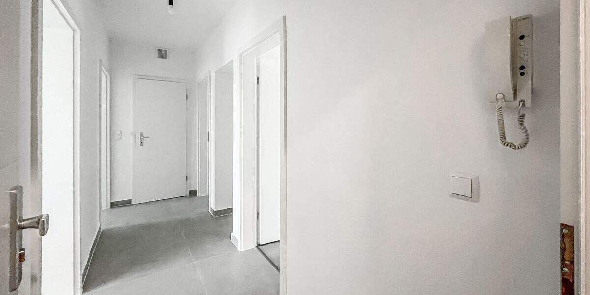 Etagenwohnung Bochum Innenstadt - 3 Zimmer, 72 m&sup2;, 705&euro; | Angebot:25726820