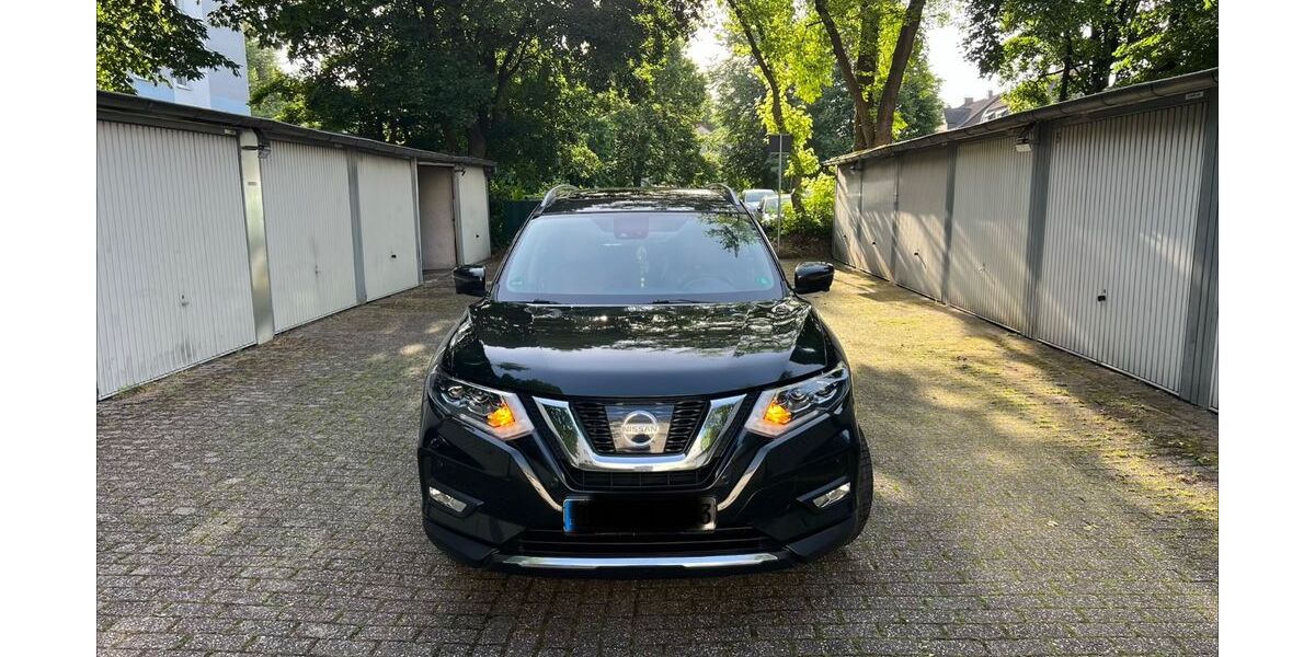 Nissan X-Trail 165.000 km 17.100 &euro; Dortmund 44135