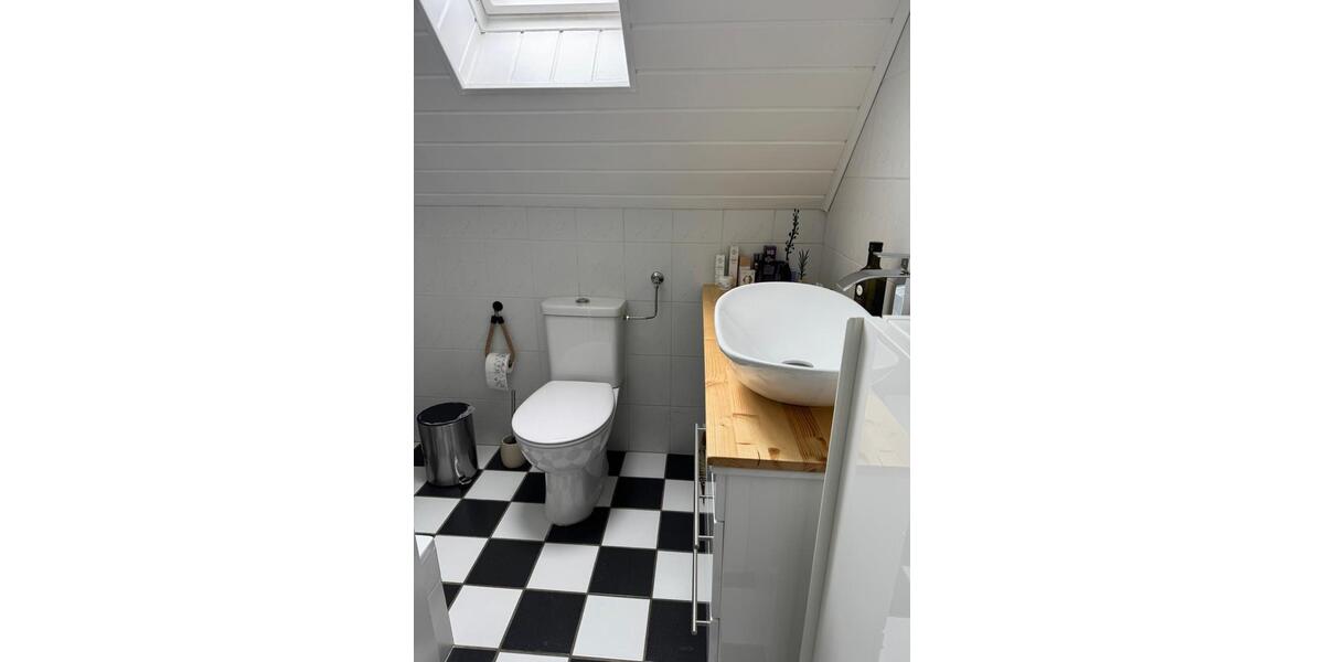 Dachgeschoßwohnung Unna Alte Heide - 2.5 Zimmer, 50 m&sup2;, 650&euro; | Angebot:26032948