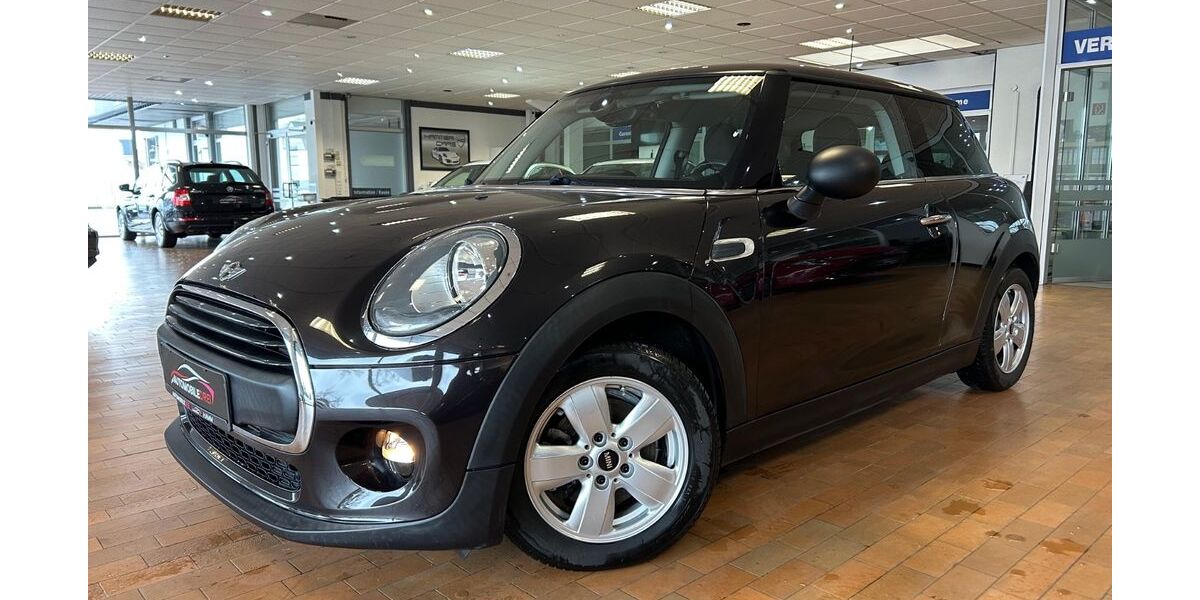 Mini ONE 74.000 km 9.900 &euro; Hamm 59067