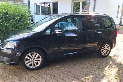 VW Touran 174.000 km 5.500 &euro; Unna 59427