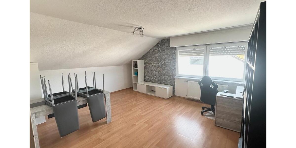Dachgeschoßwohnung Holzwickede - 2 Zimmer, 55 m&sup2;, 420&euro; | Angebot:26300564
