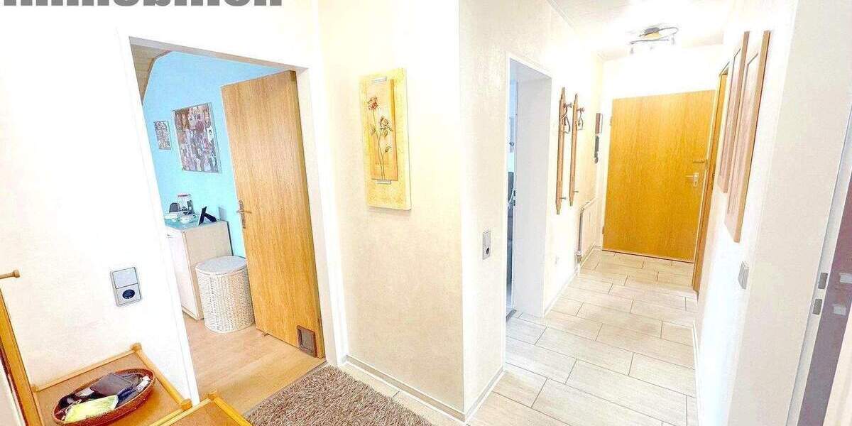 Etagenwohnung Holzwickede - 3 Zimmer, 179.000&euro; | Angebot:25800822