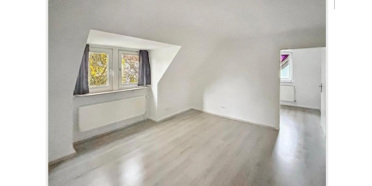 Dachgeschoßwohnung Herne Wanne - 2.5 Zimmer, 47 m&sup2;, 490&euro; | Angebot:26492782
