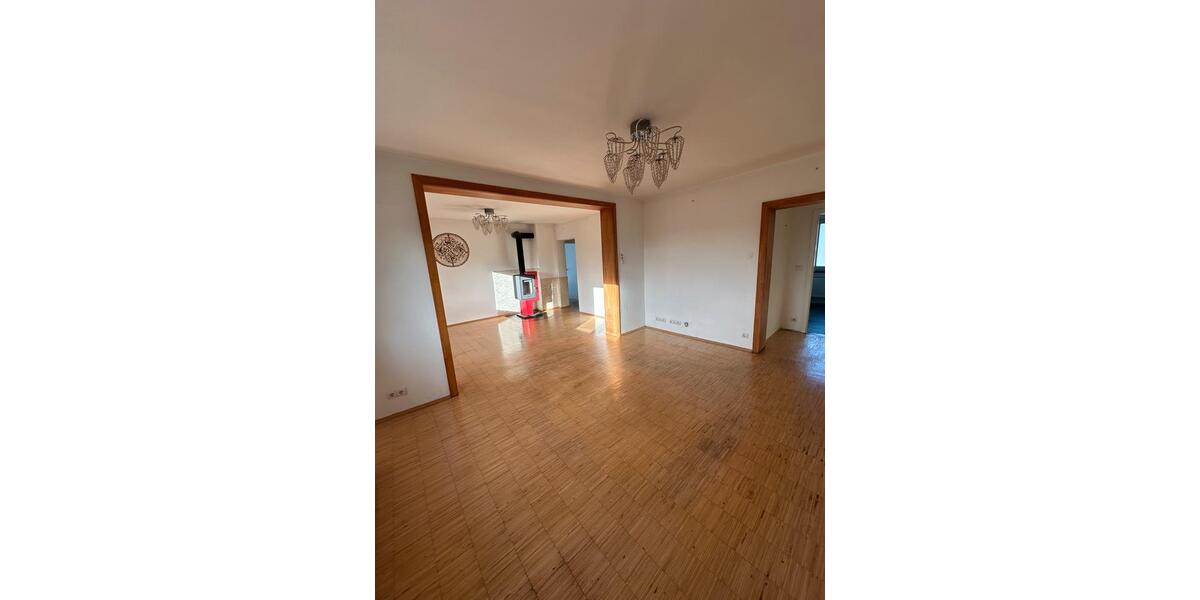 Etagenwohnung Dortmund Huckarde - 4 Zimmer, 100 m&sup2;, 1.100&euro; | Angebot:26139117