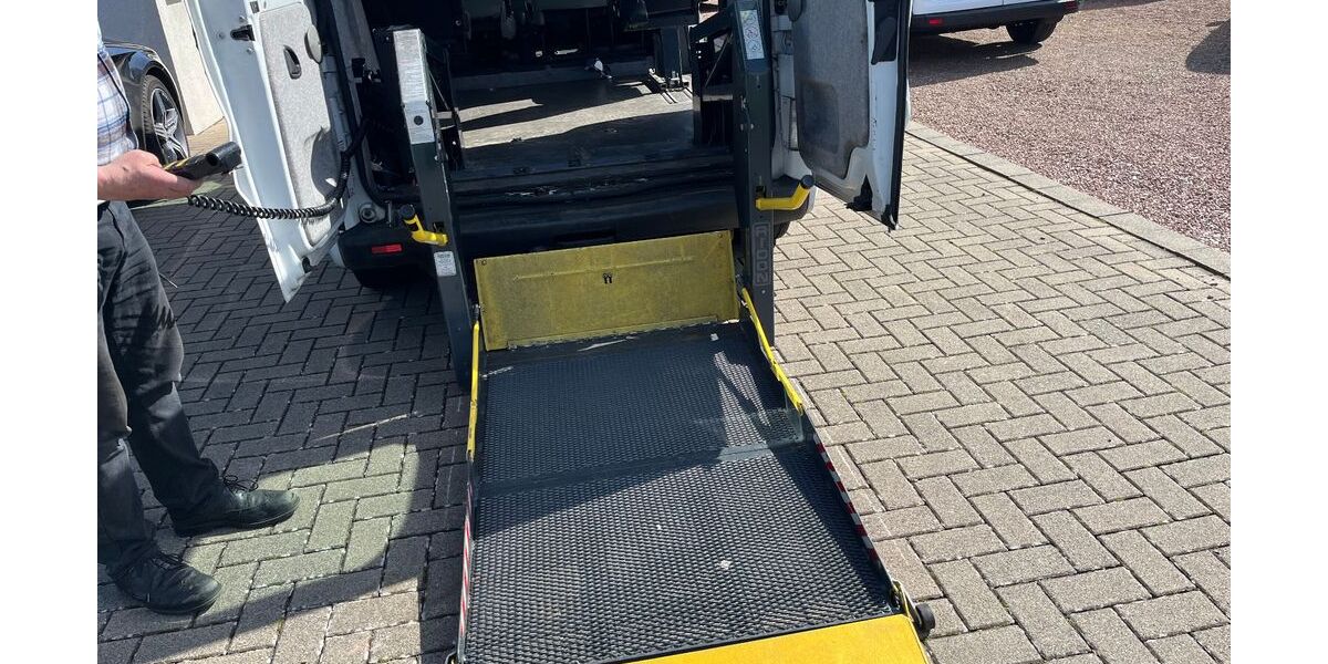 Opel Vivaro 171.546 km 3.900 &euro; Fröndenberg 58730