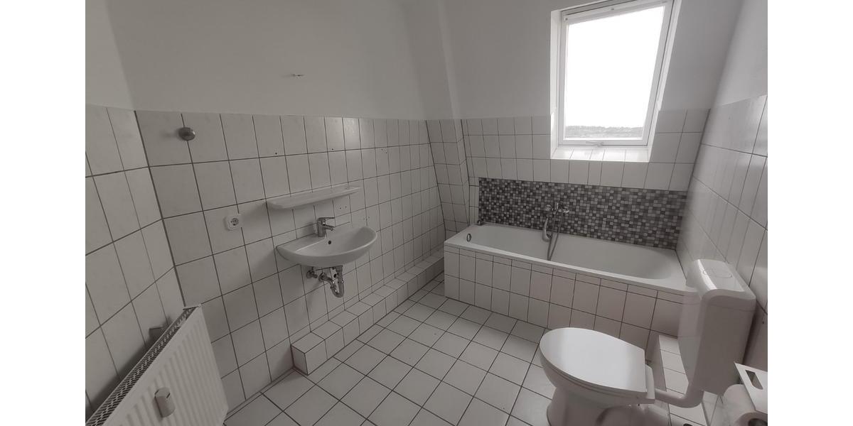 Dachgeschoßwohnung Bergkamen - 4 Zimmer, 90 m&sup2;, 800&euro; | Angebot:26611611
