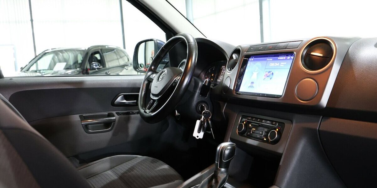 VW Amarok 2.0 TDI DSG HIGHLINE DC 4M / XENON, AHK 177.000 km 19.999 &euro; Hamm 59077
