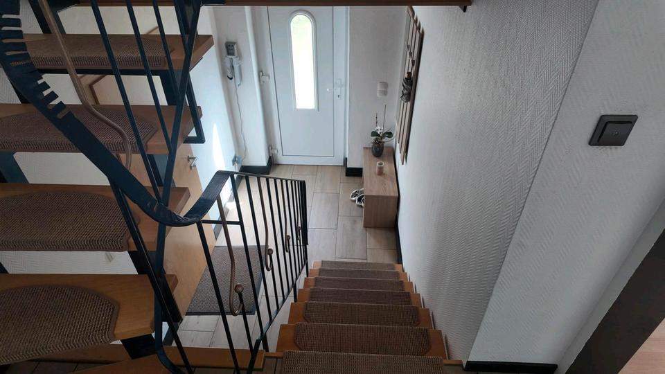 Einfamilienhaus Welver - 11 Zimmer, 350 m&sup2;, 650.000&euro; | Angebot:25993465