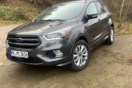 Ford Kuga 144.000 km 10.499 &euro; Iserlohn 58638