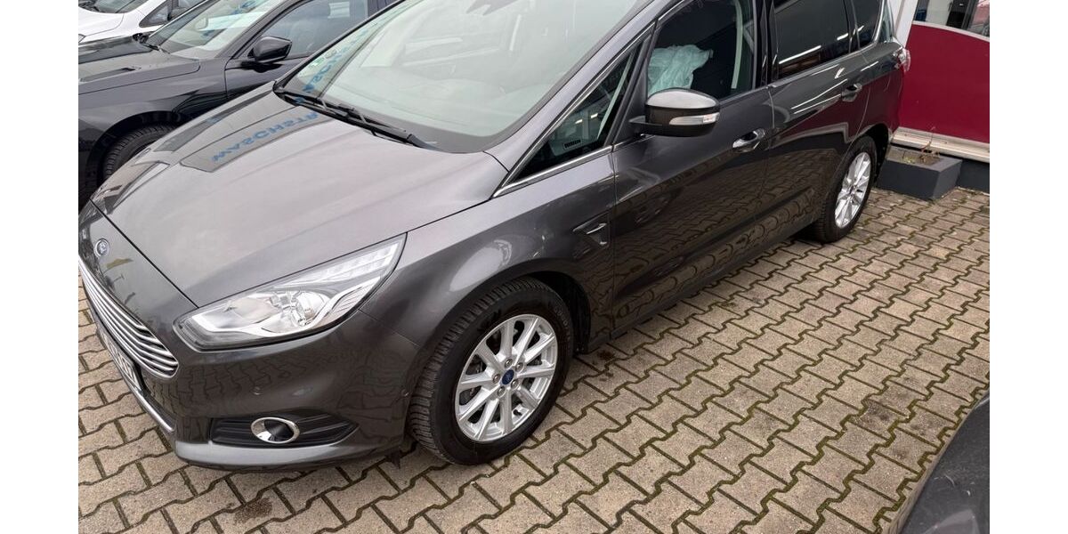 Ford S-Max 109.065 km 14.500 &euro; Herne 44627