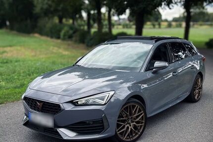 Cupra Leon 82.000 km 24.500 &euro; Lünen 44536