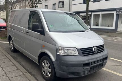 VW T5 Transporter 308.000 km 2.350 &euro; Recklinghausen 45665