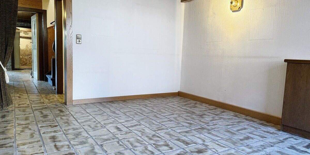 Einfamilienhaus Datteln Horneburg - 8 Zimmer, 183 m&sup2;, 228.000&euro; | Angebot:25707086