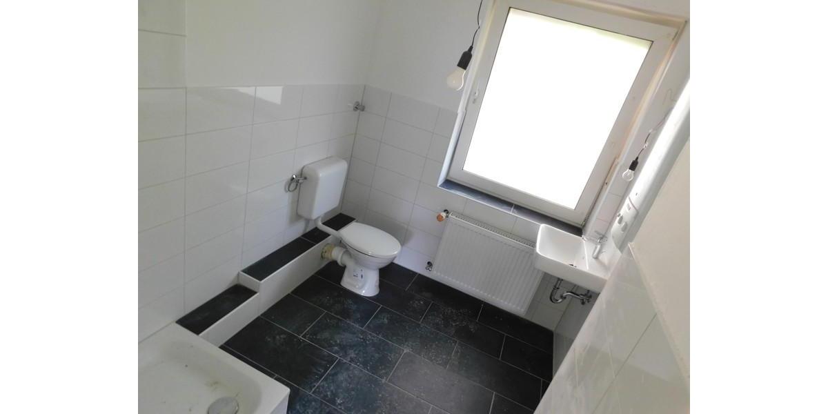 Erdgeschoßwohnung Witten Annen - 3 Zimmer, 78 m&sup2;, 718&euro; | Angebot:25882882