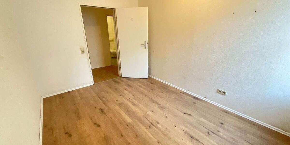 Etagenwohnung Hagen Wehringhausen - 3 Zimmer, 84 m&sup2;, 499&euro; | Angebot:26596375