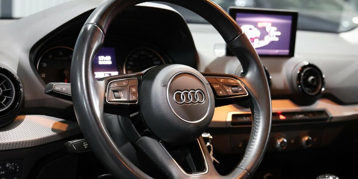 Audi Q2 1.4 TFSI SPORT / 1.HAND / ABN.AHK / PDC / SHZ 138.000 km 13.992 &euro; Hamm 59077