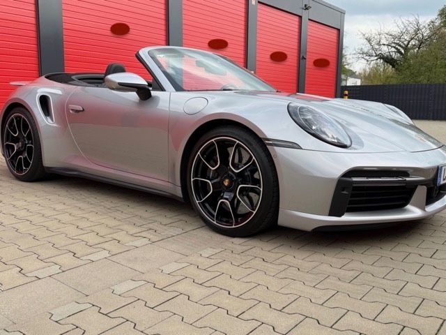 Porsche 992 9.850 km 229.500 &euro; Holzwickede 59439