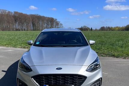 Ford Focus 76.000 km 12.800 &euro; Dortmund 44339
