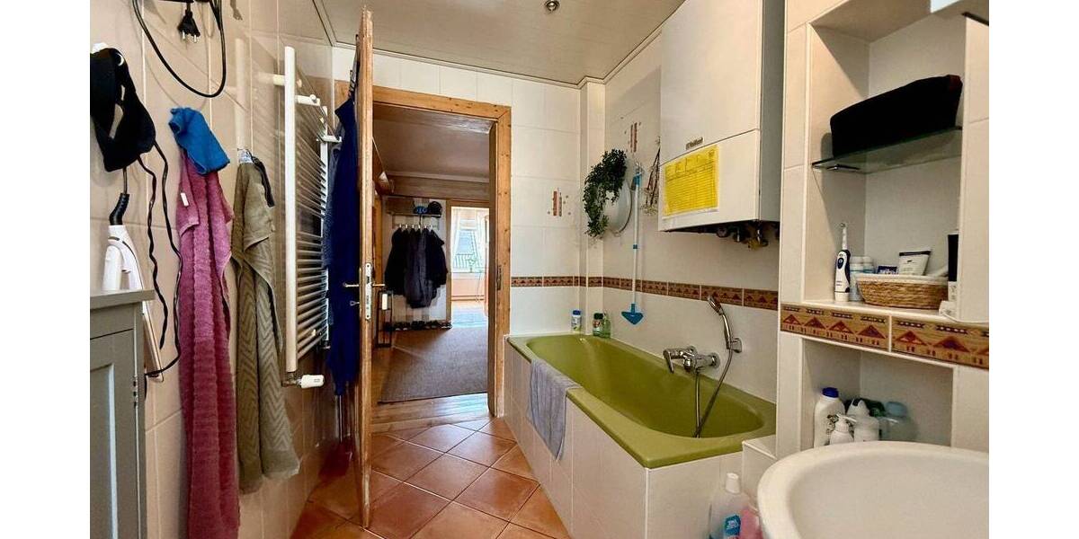 Etagenwohnung Fröndenberg/Ruhr Fröndenberg - 3 Zimmer, 108 m&sup2;, 169.000&euro; | Angebot:26108176